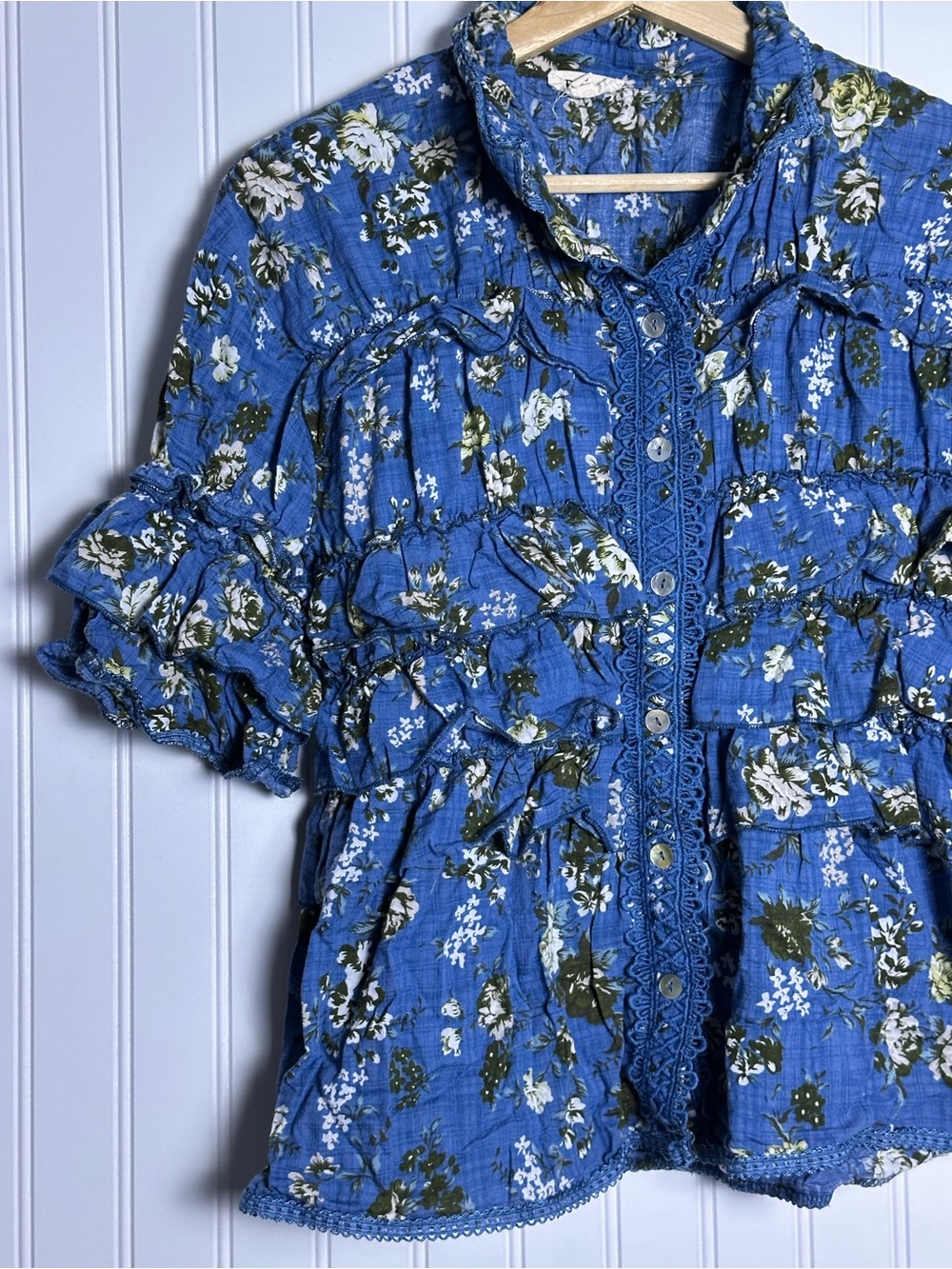 Pol Thorn & Thicket Blouse button-down cottage floral ruffles romantic casual M - Picture 6 of 11